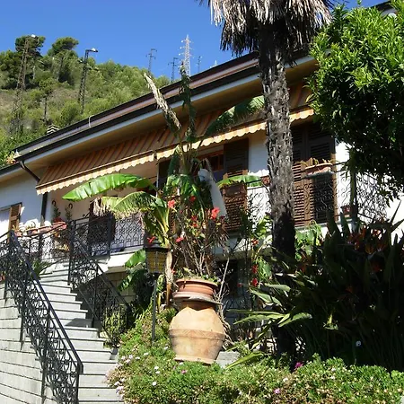 Vakantiehuis Emilia Holiday Camporosso (Liguria)